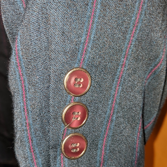 Atrium Collection vintage collarless blazer - Picture 4 of 4